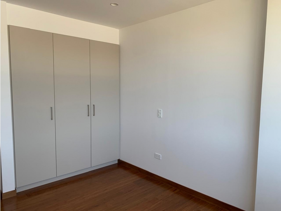 Departamento VENTA CUMBAYÁ 2 DORM 118m2 urbanizprivada CR - 3