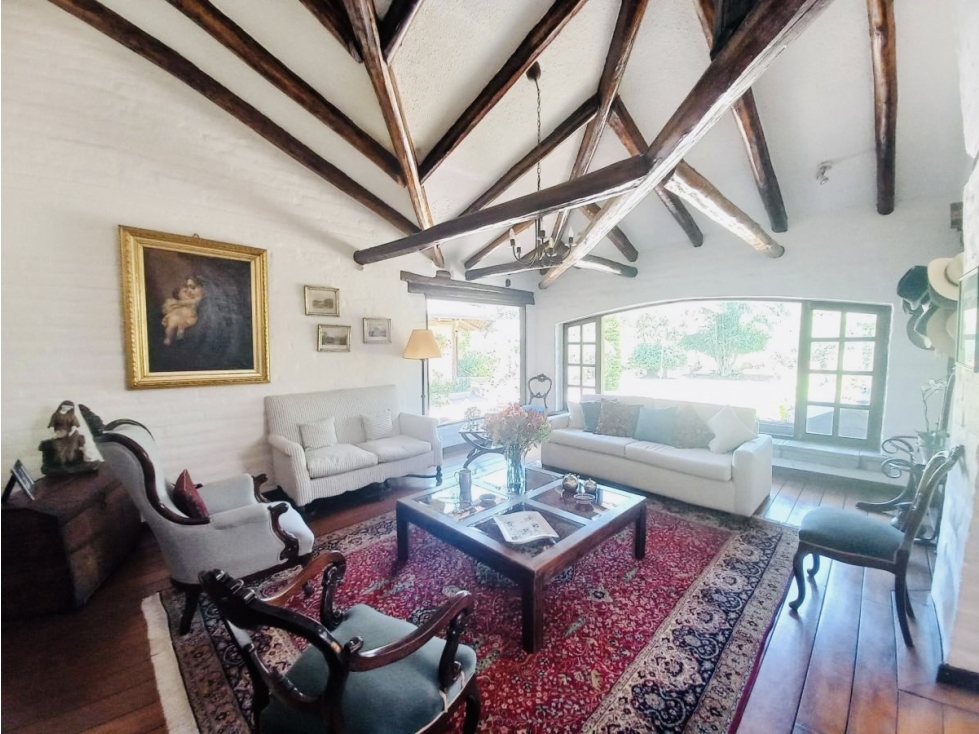 Quinta en venta 1847m2 en Tumbaco sector Intervalles — foto 2