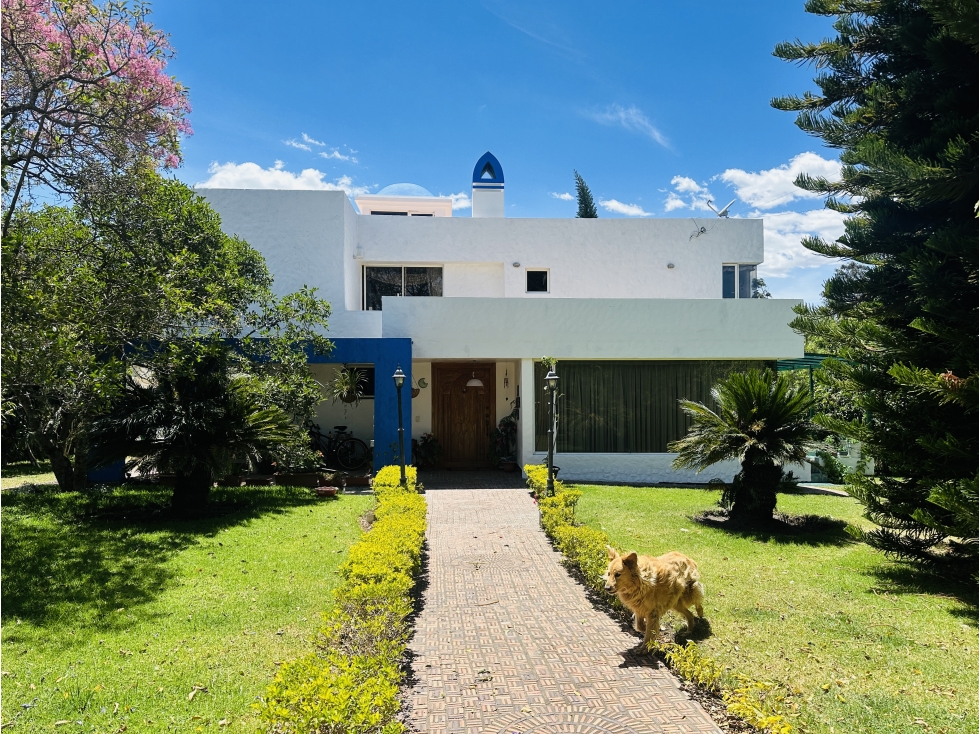 Casa 4 dormitorios +estudio ALQUILER CUMBAYÁ urbaniz privada - 2