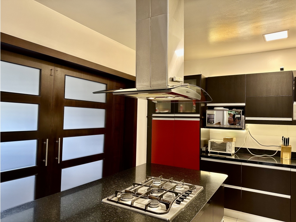 Casa en venta en Cumbayá dentro conjunto — foto 5