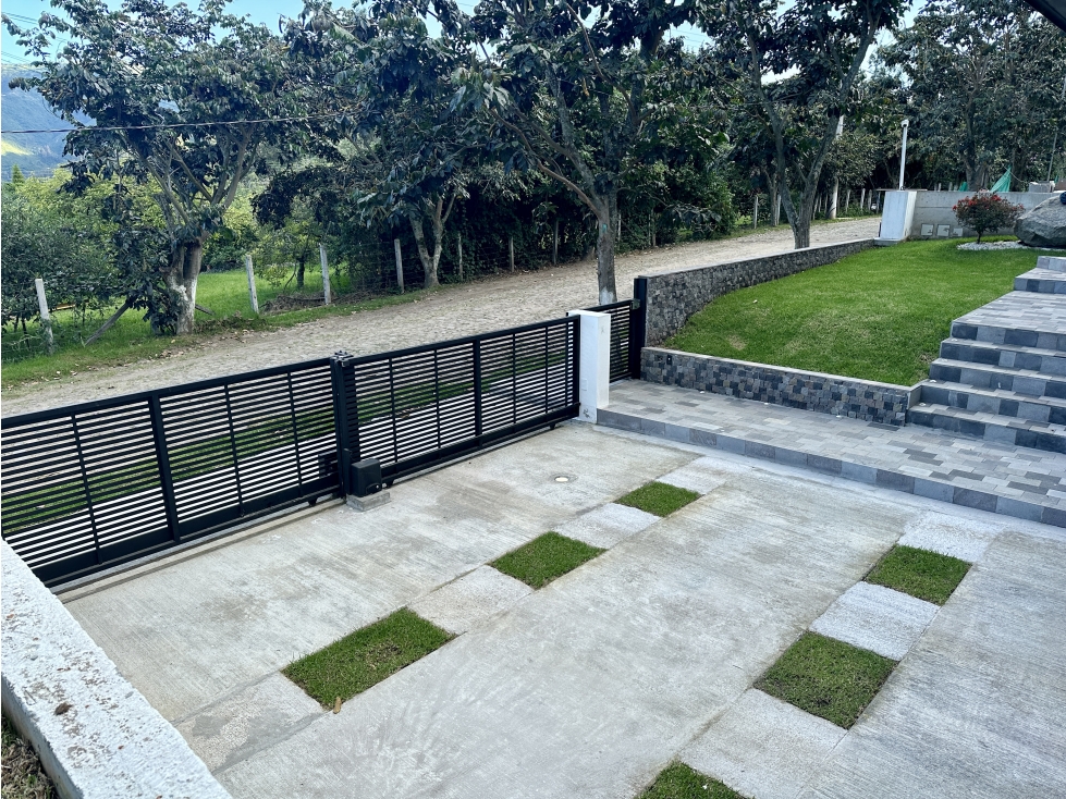 CASA VENTA CUMBAYÁ 4 dormitorios sector San Patricio - 6