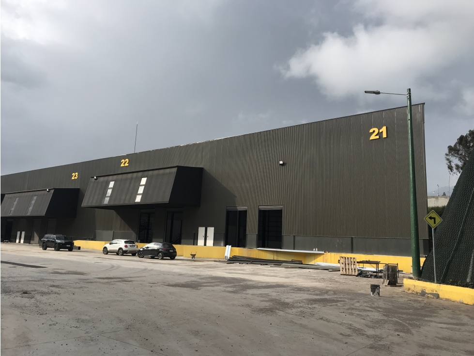 GALPÒN INDUSTRIAL VENTA para INVERSIONISTAS AEROPUERTO QUITO - 6