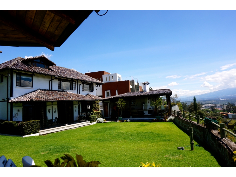 Casa Comercial VENTA Cumbayá calle alto tráfico — foto 5