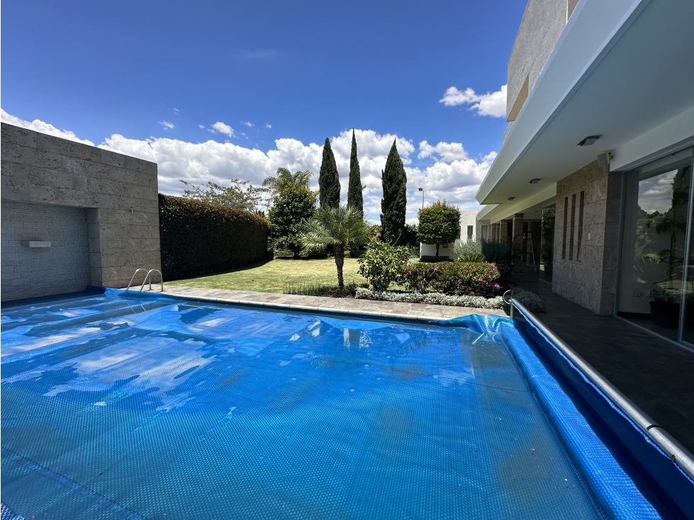 Casa Venta Cumbayá de Lujo con piscina 4 dormitorios - 2