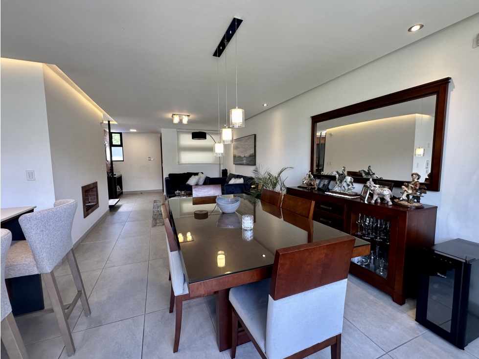 Casa ALQUILER 120m2 Puembo conjunto con generador y piscina - 2