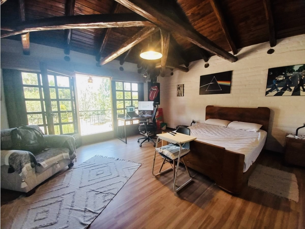 Quinta en venta 1847m2 en Tumbaco sector Intervalles — foto 4