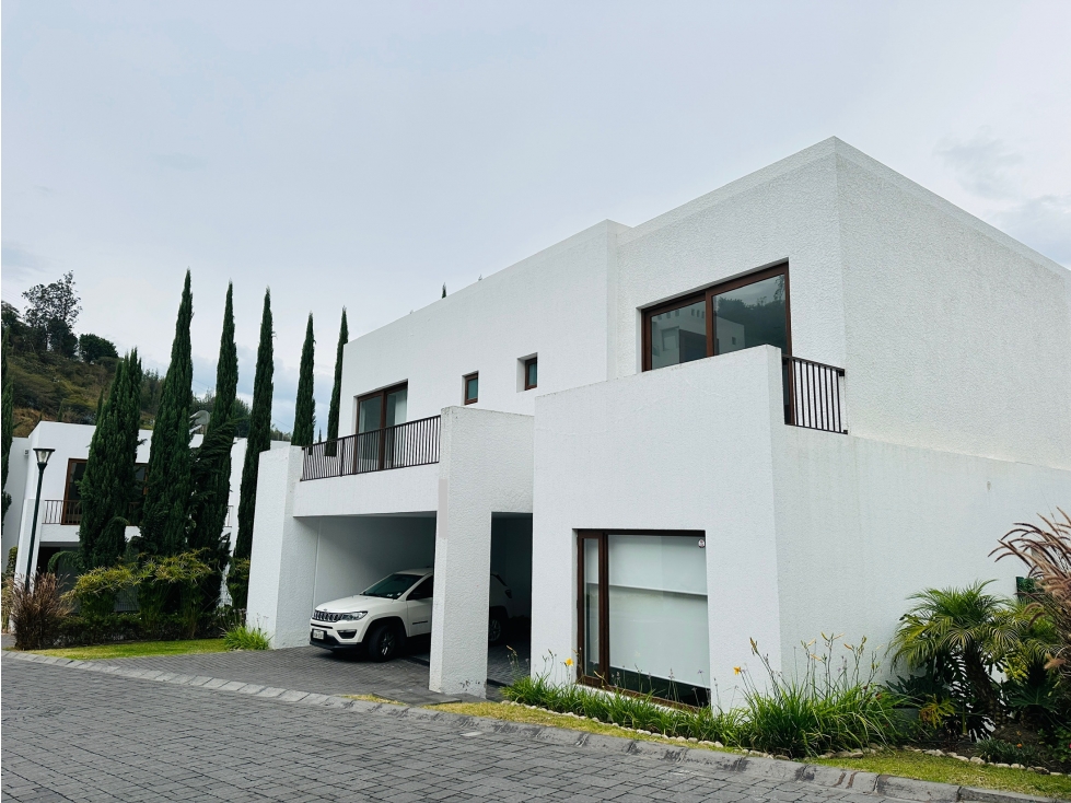 Casa en ALQUILER 4 dormitorios con piscina en Cumbayá Algarrobos - 3