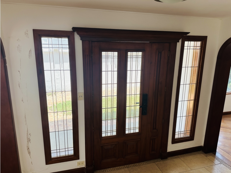 CASA ALQUILER 3 dormitorios CUMBAYÁ urbanización privada — foto 4