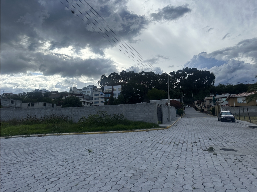 Terreno VENTA 1.700 m2 planos Cumbayá La Primavera - 5