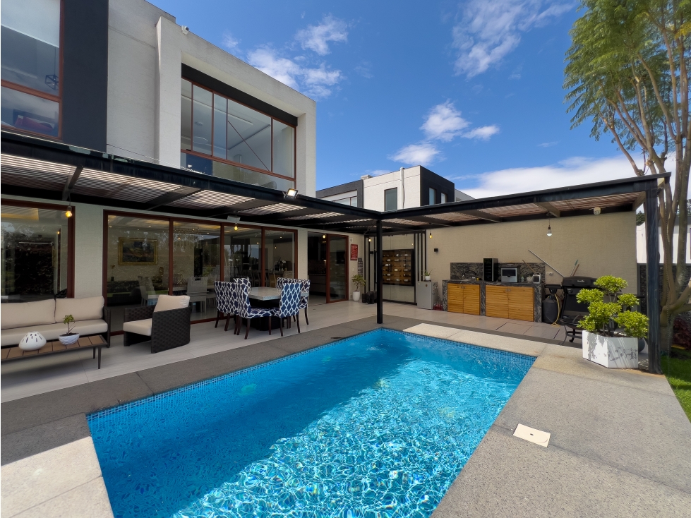 Casa VENTA 4 dormit con piscina TUMBACO sector Cerámica - 3