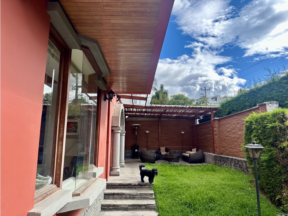 Casa VENTA Cumbayá 5 dormitor más suite Miravalle — foto 6