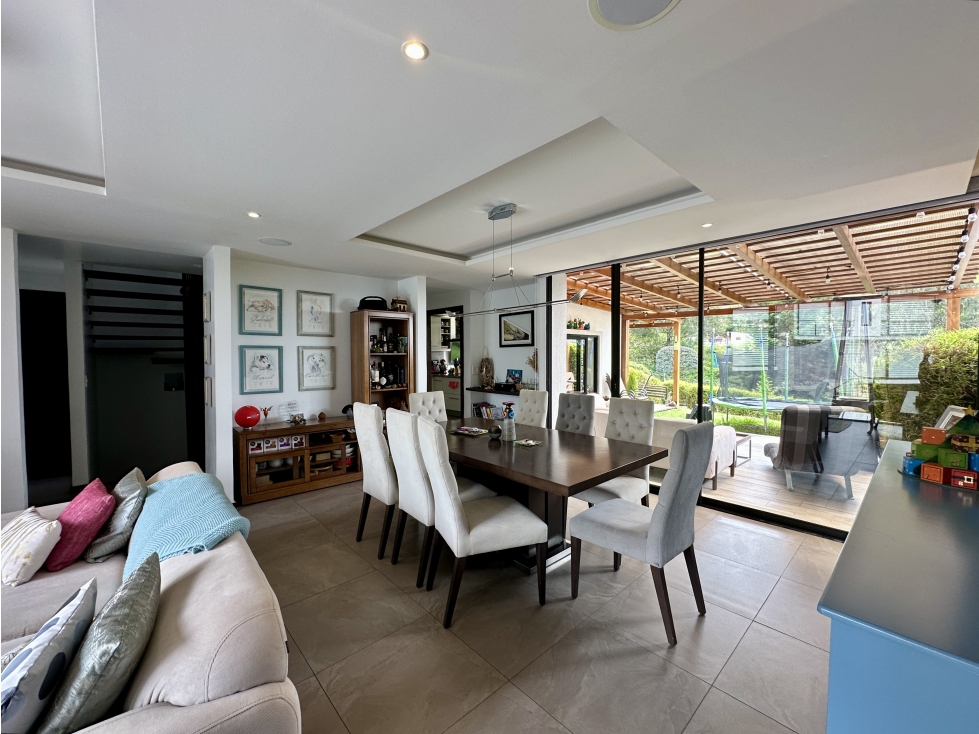 Casa VENTA en Cumbayá 3 dormit conjunto con piscina - 6