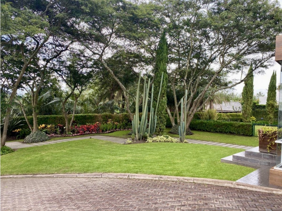 CASA de LUJO VENTA en PUEMBO urbanización cerrada - 6