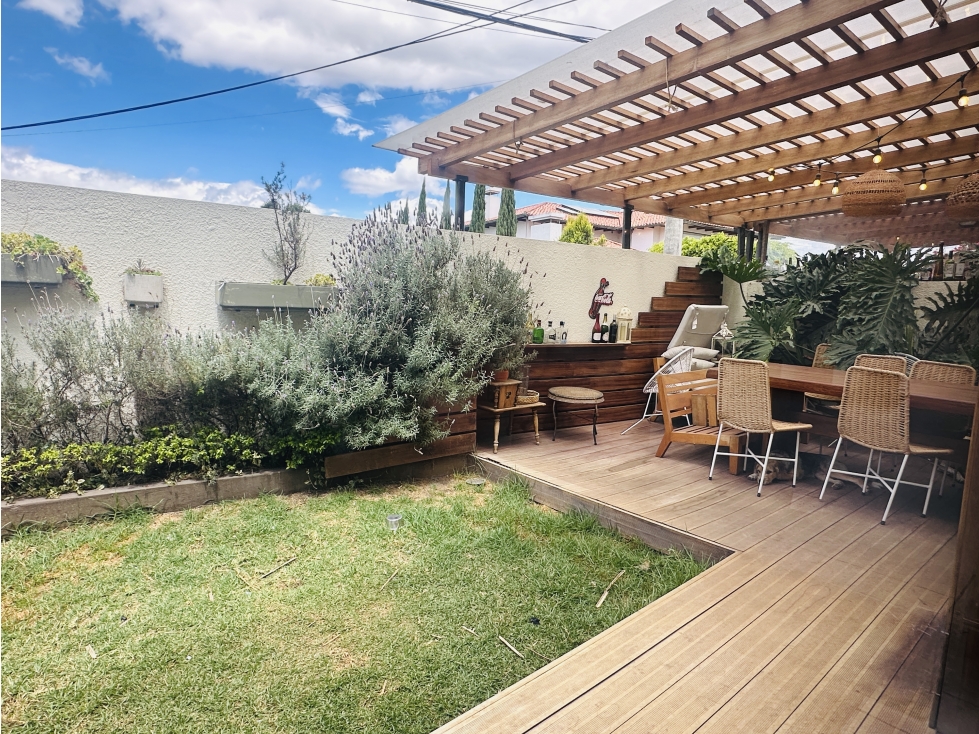 Casa 4 dormitorios ALQUILER Cumbayá urbanización Jacarandá - 6