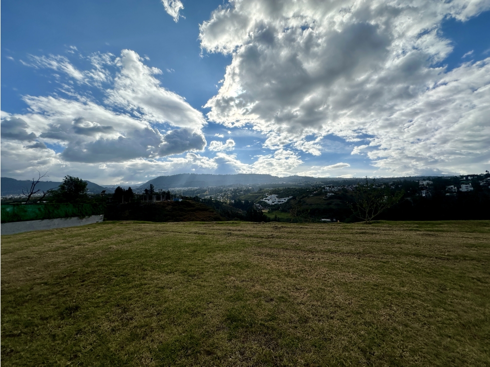 TERRENO VENTA CUMBAYÁ 1253m2 urbaniz de lujo - 6