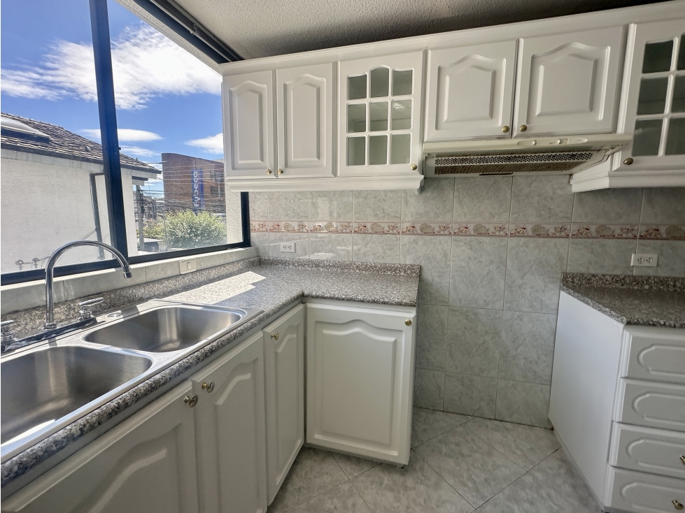 Departamento ALQUILER en Quito sector Monteserrin — foto 5