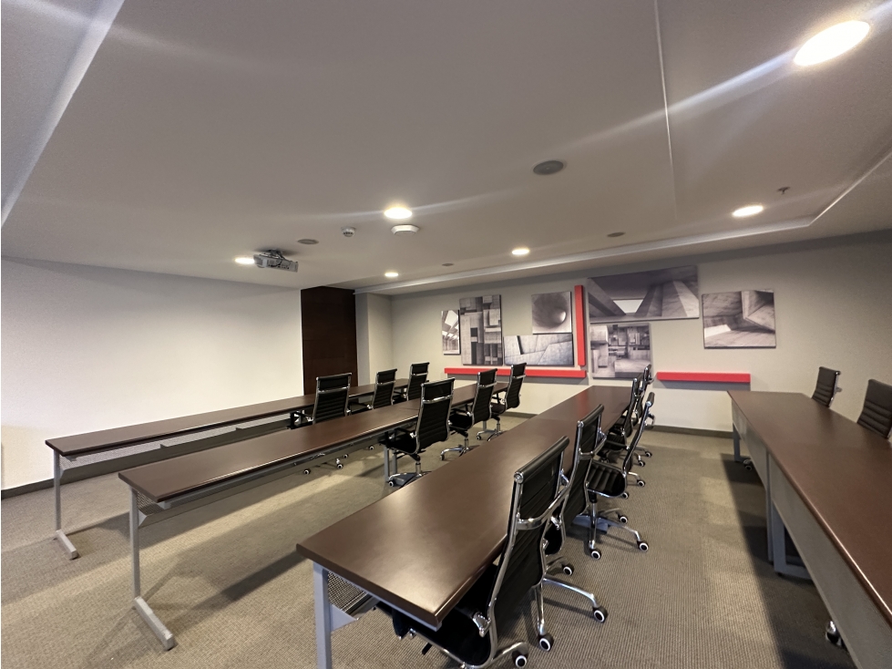 Oficina VENTA 40 m2 edificio corporativo nuevo en Quito - 5