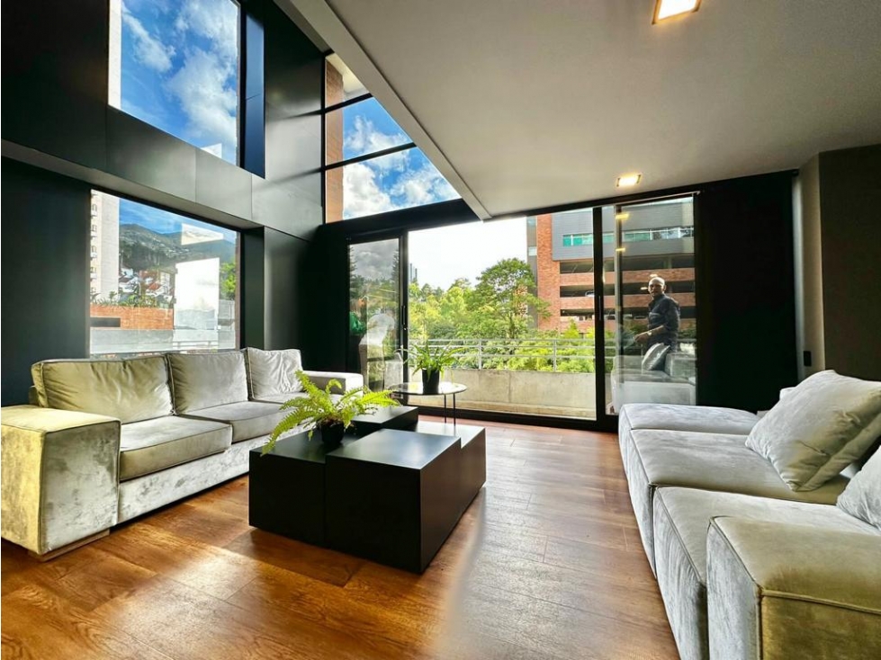 Apartamento Duplex en renta sector Tesoro Medellín
