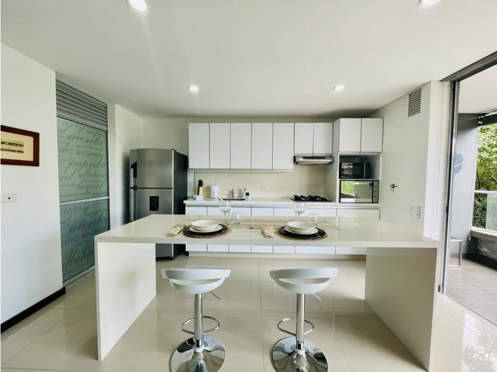 Apartamento amoblado en renta sector Lalinde