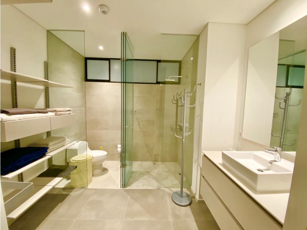 se alquila apartaestudio milla de oro poblado — foto 3