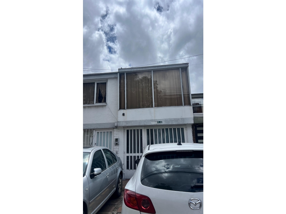 ARRIENDO APARTA ESTUDIO POLO CLUB — foto 2