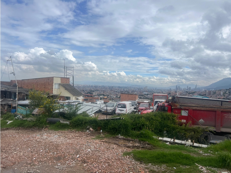 VENDO LOTE EN SAN CRISTOBAL SUR