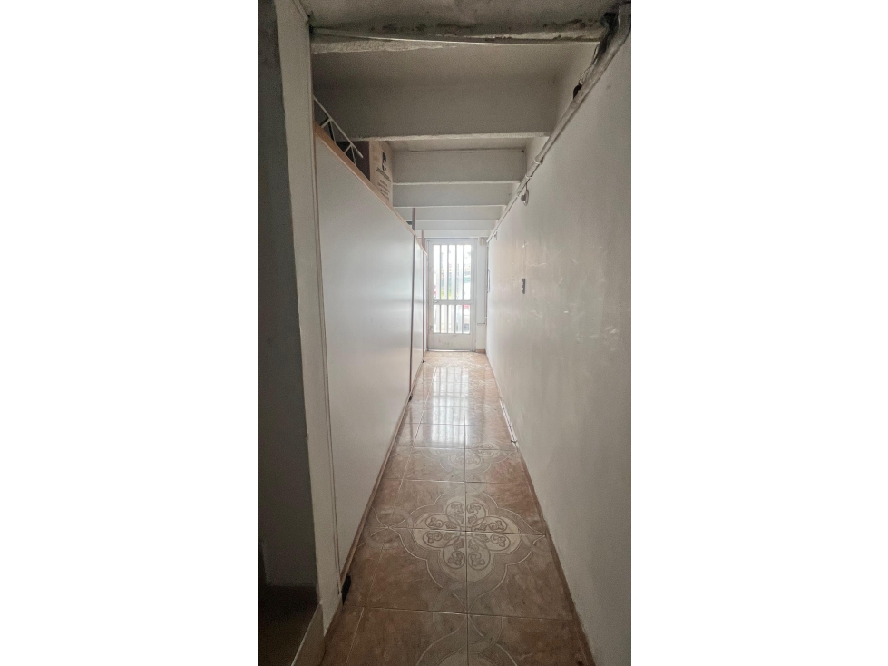 ARRIENDO APARTA ESTUDIO POLO CLUB — foto 3