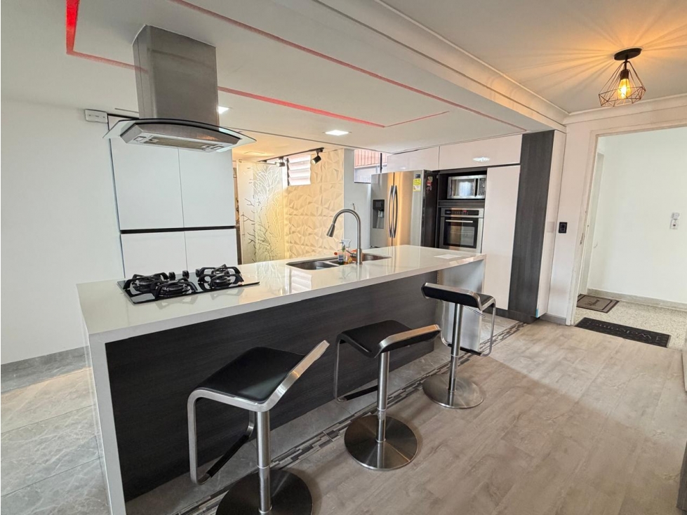 venta apartamento los Balsos, cerca del Tesoro