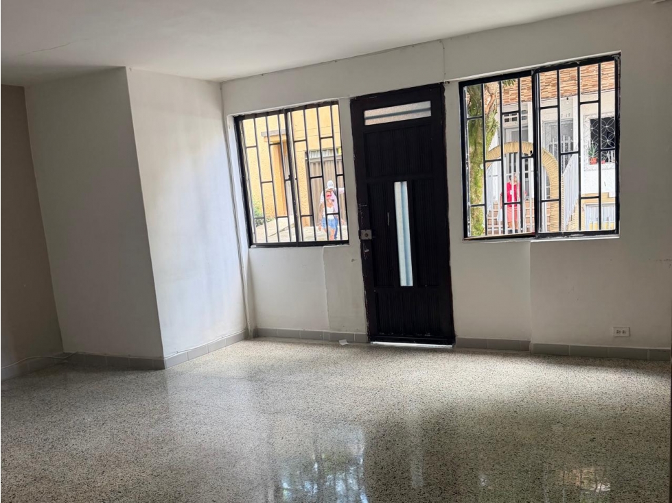 VENTA Inmueble con usos multiples cerca al parque la Floresta
