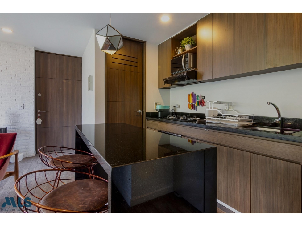 Apartamento remodelado en Altos del Poblado — foto 5