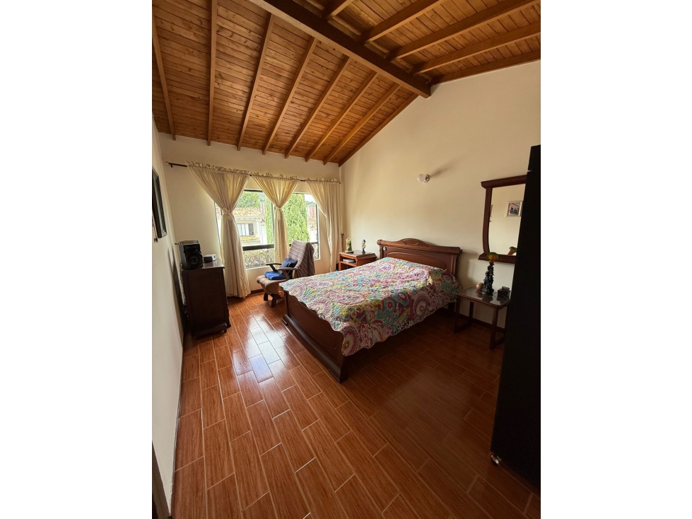 VENTA DE CASA EN ENVIGADO LOMA DE LAS BRUJAS — foto 6