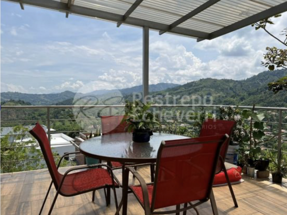 280 m2 San Bernardo area house Asking $1,200 milliones