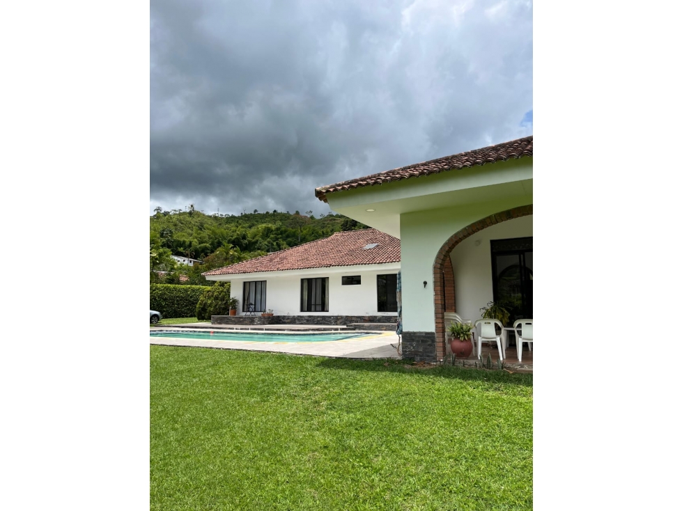 Country Home in Great Gated Community For Sale — foto 3