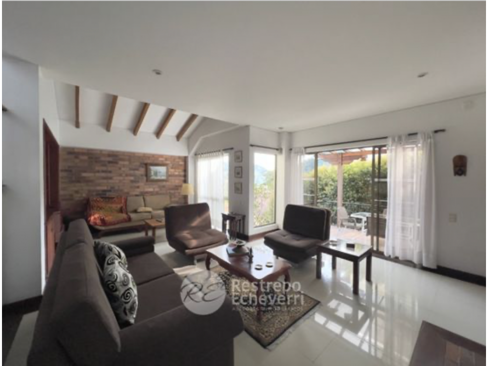 Palermo House 235 m2 Popular Community $1550 milliones COP
