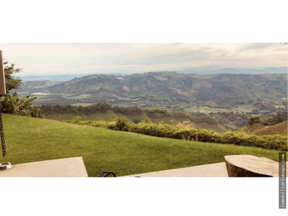 Gorgeous Country House with 10,000 m2 lot Asking $1,780 milliones COP — foto 3