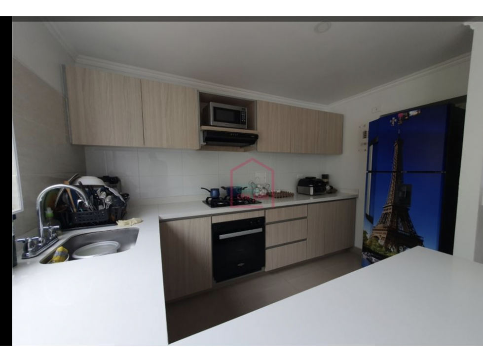 La Florida 3 bed 3 bath Great Family Community $550 milliones — foto 2