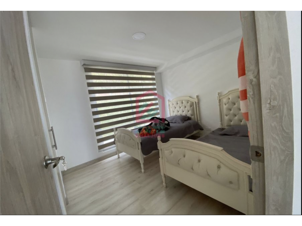 New Cerro de Oro house 200 m2 , 3 /3 $750 milliones COP — foto 6