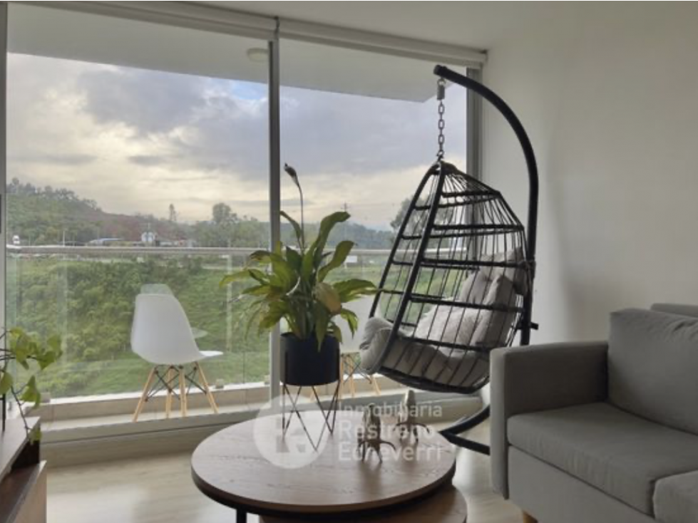 Cerro de Oro New 79 m2 apt 3/2 Asking $550 milliones COP