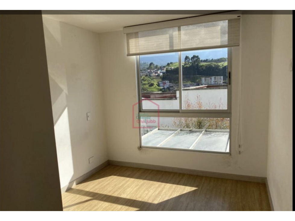 Beautiful 3-level house La Florida 3/3 $570 milliones — foto 6