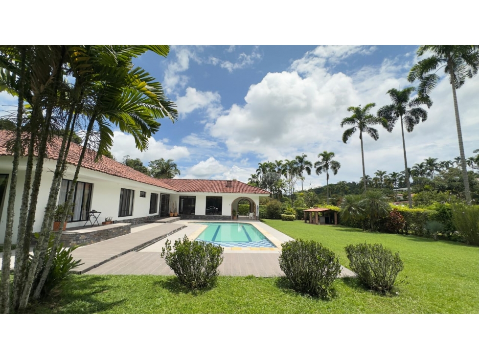 Country Home in Great Gated Community For Sale