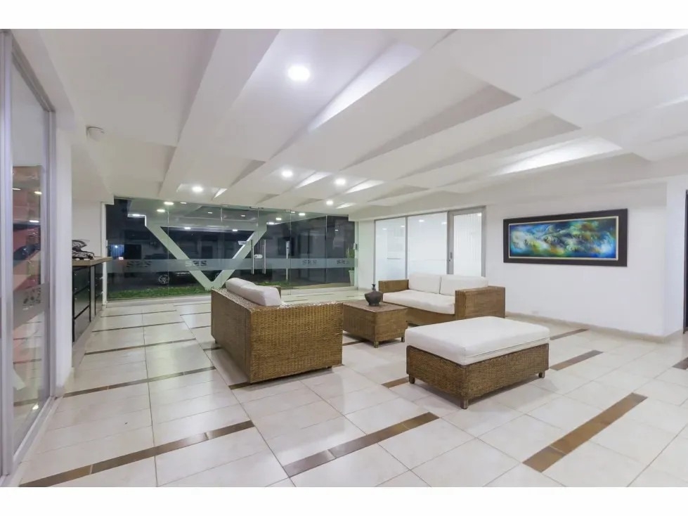 En venta apartamento con espectacular vista al mar Los Cocos — foto 2