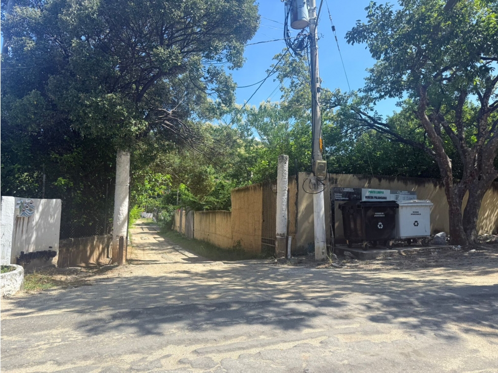 EN VENTA LOTE CAMPESTRE CON CABAÑAS TERMINADAS y PISCINA EN OBRA
