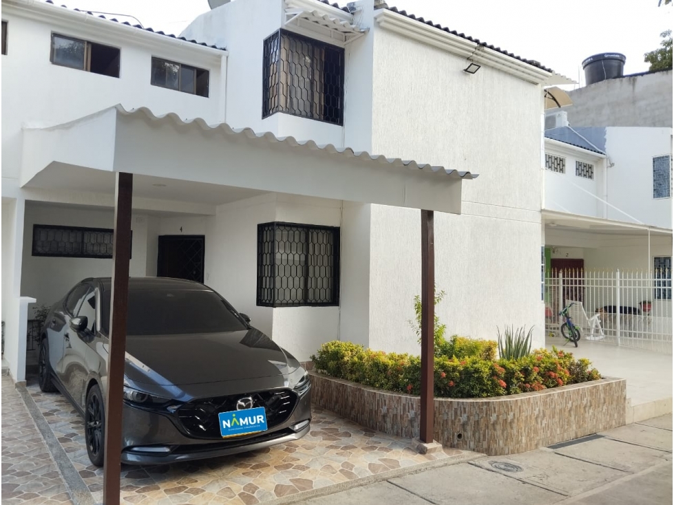 CASA EN VENTA CONJUNTO CERRADO - SECTOR AV LIBERTADOR