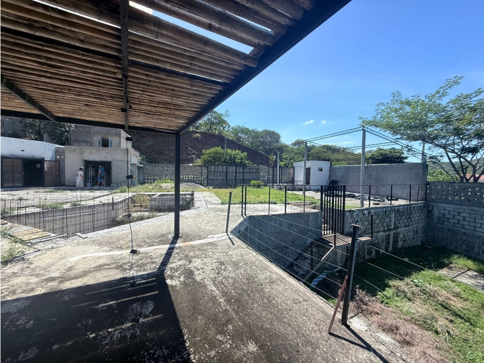EN VENTA LOTE CAMPESTRE CON CABAÑAS TERMINADAS y PISCINA EN OBRA — foto 2