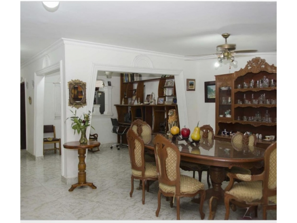 En Venta amplia casa en Los Alcázares con paneles solares — foto 4
