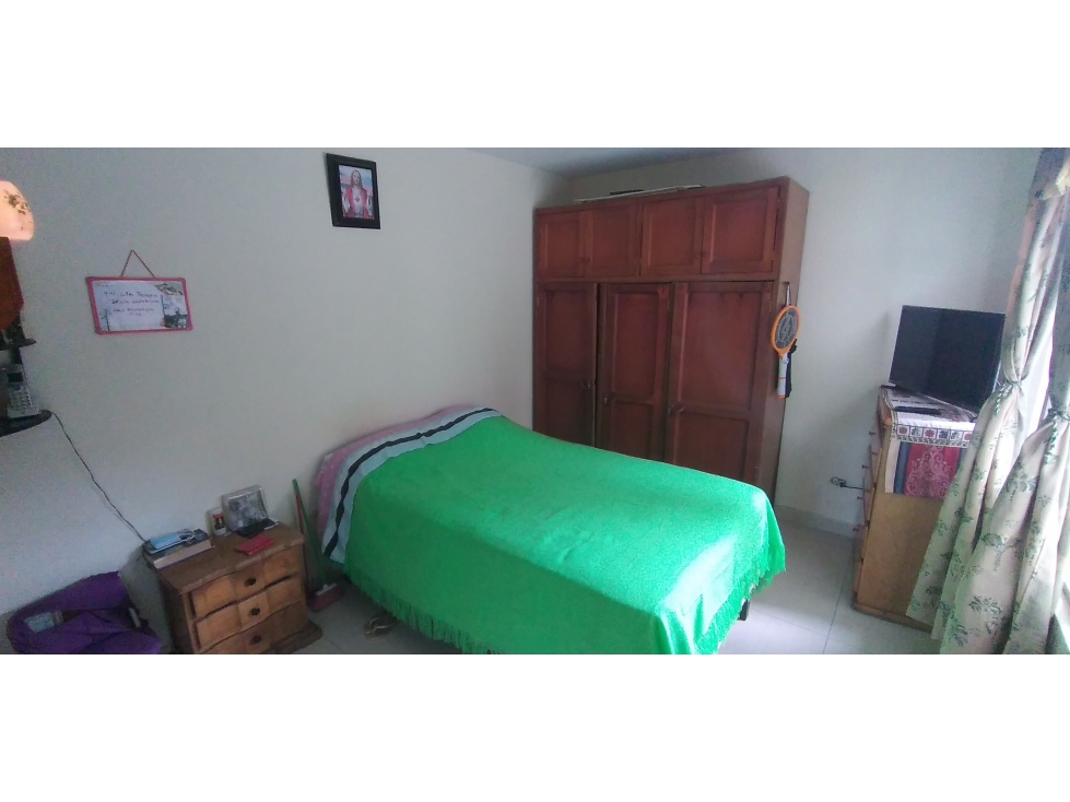 Ven/Permuto amplia Casa en Pacandé Salado, Ibagué. - 4
