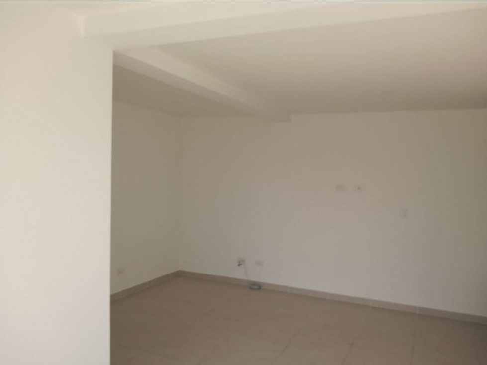 Arriendo Hermoso Apartamento en La Pola Ibagué. — foto 5