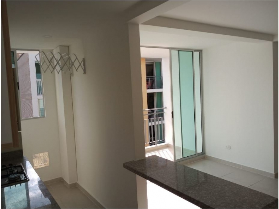 Arriendo Hermoso Apartamento en La Pola Ibagué. — foto 4