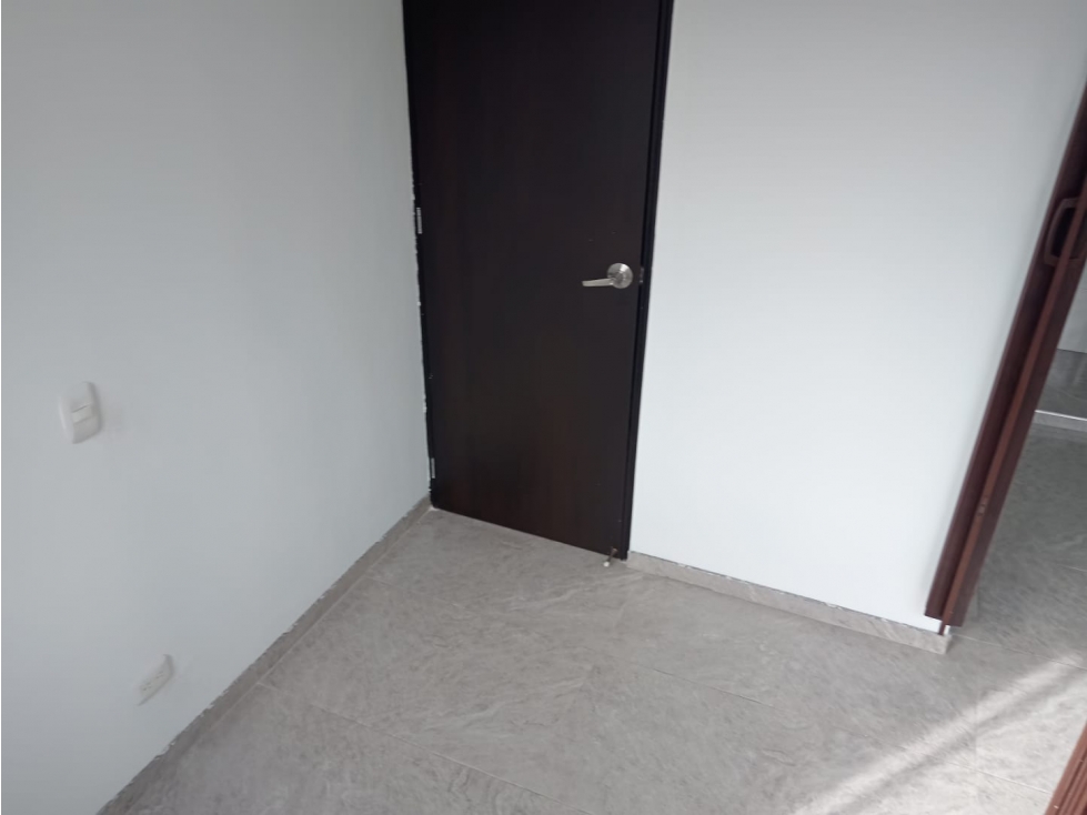 ARRRIENDO APARTAMENTO ACACIA ARBOLEDA CAMP. IBAGUE — foto 5
