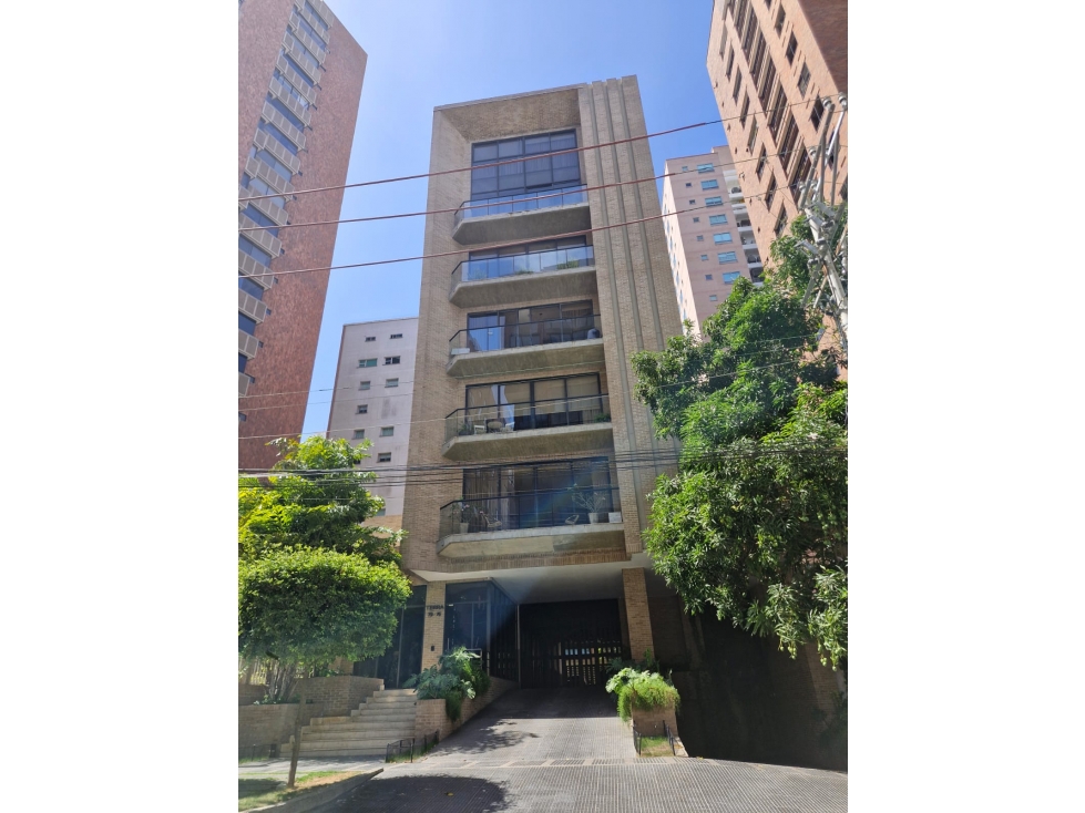 Edificio en Alto Prado